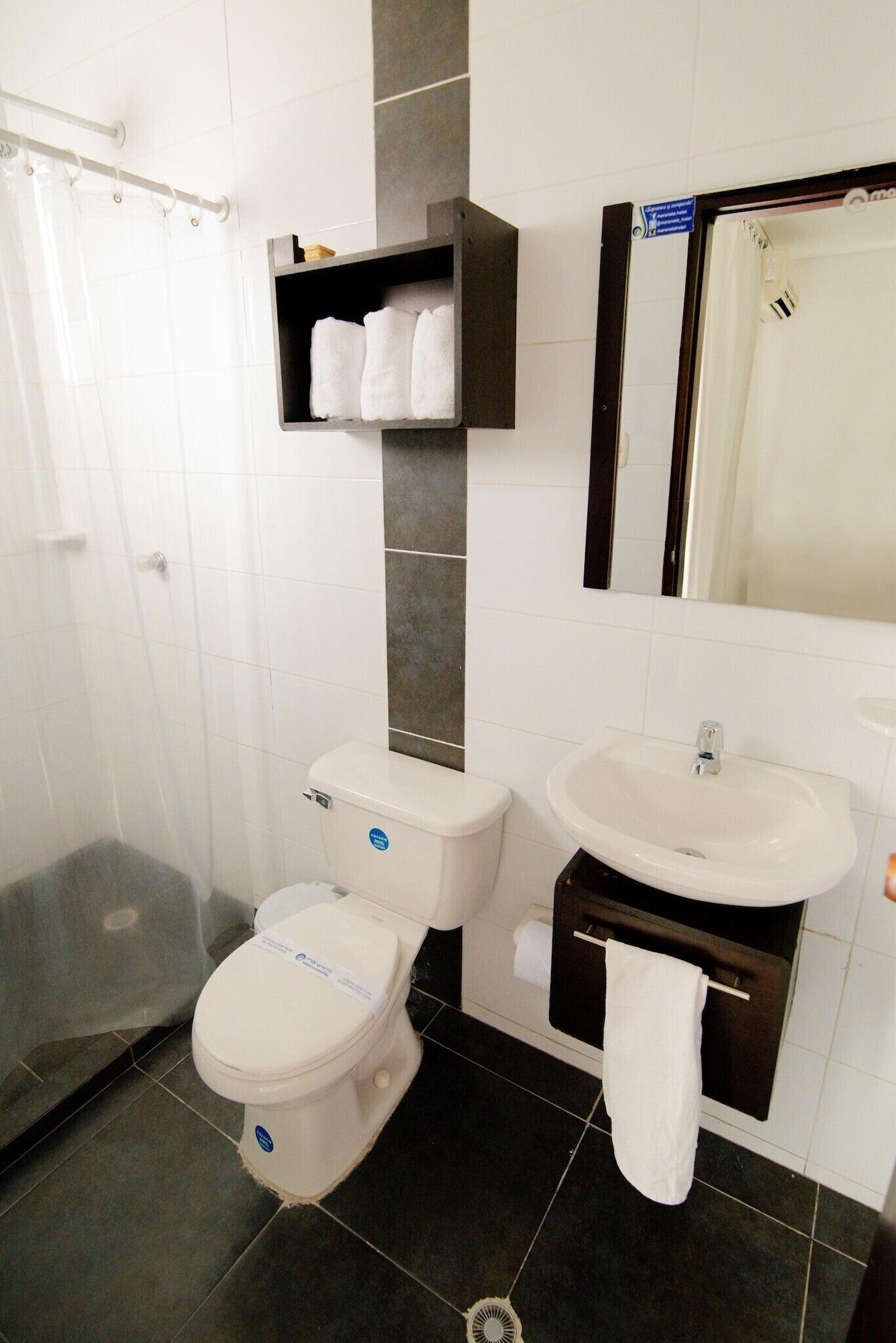 Equipamiento de Habitación Hotel Maranatá