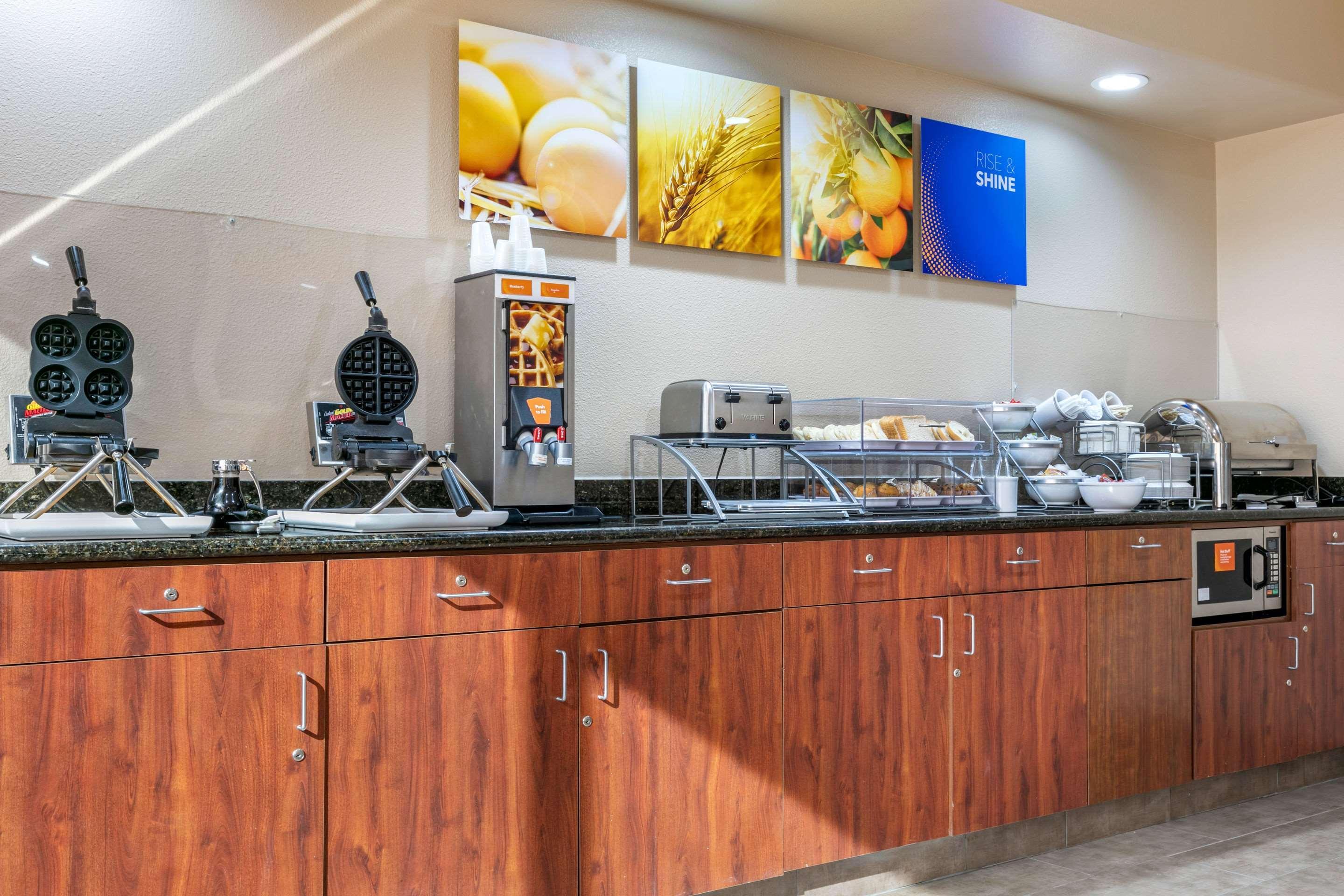 Restaurant Comfort Inn & Suites Van Buren - Fort Smith