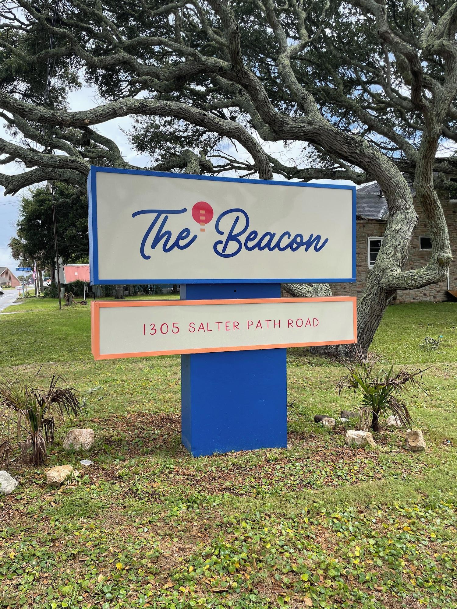 Varios The Beacon