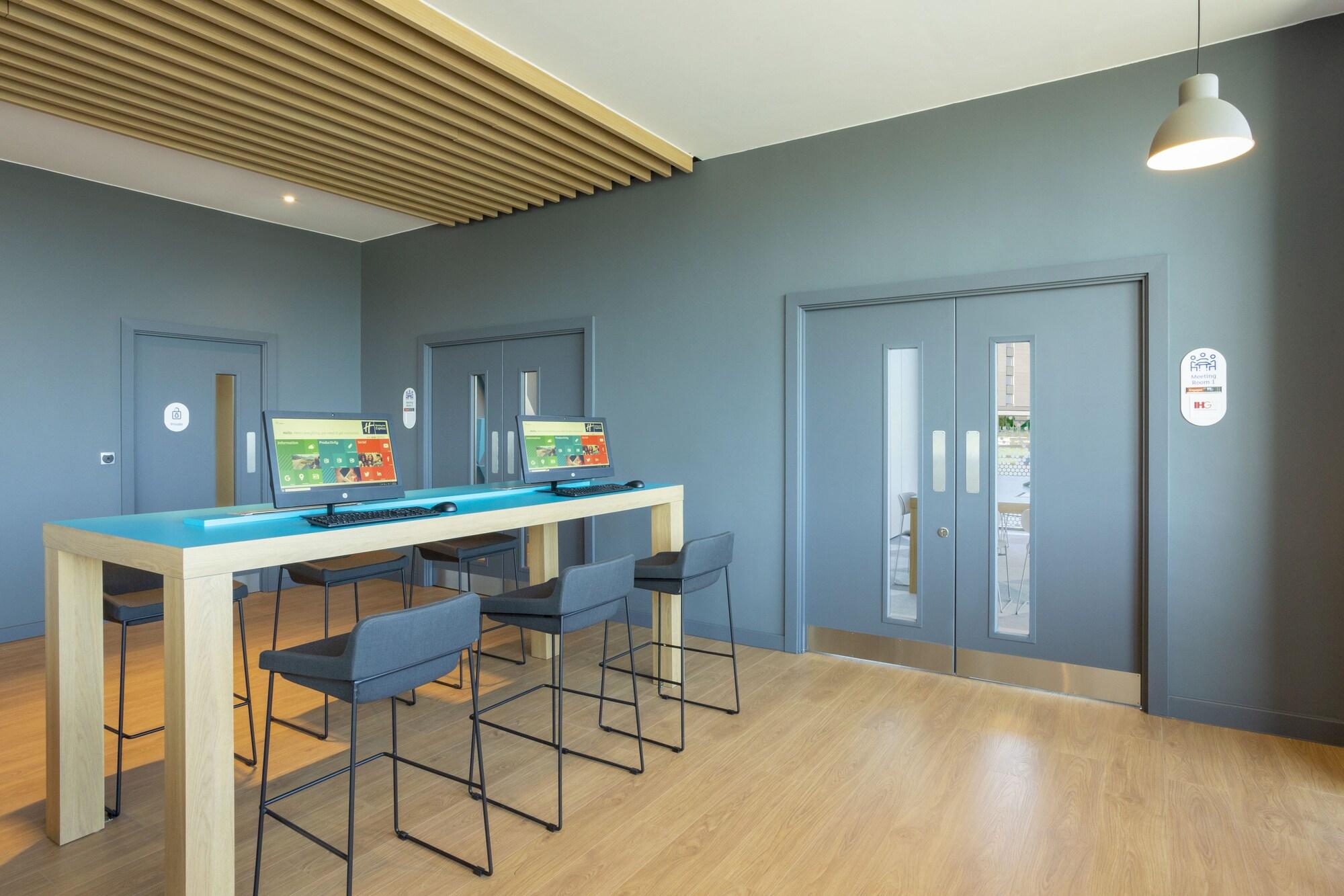 Sala de Reuniones Holiday Inn Express Bridgwater M5, Jct. 24 by IHG