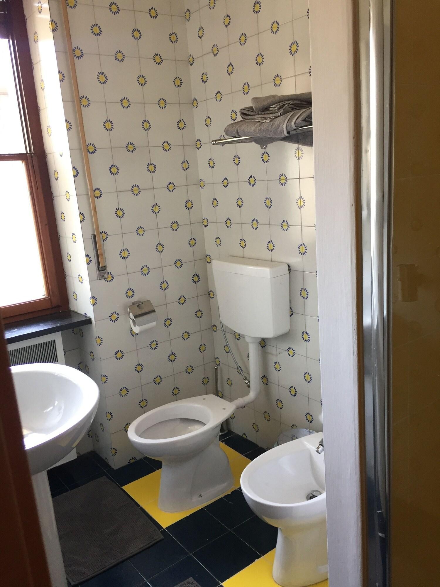 Equipamiento de Habitación Salernoportodamare Train Station Room