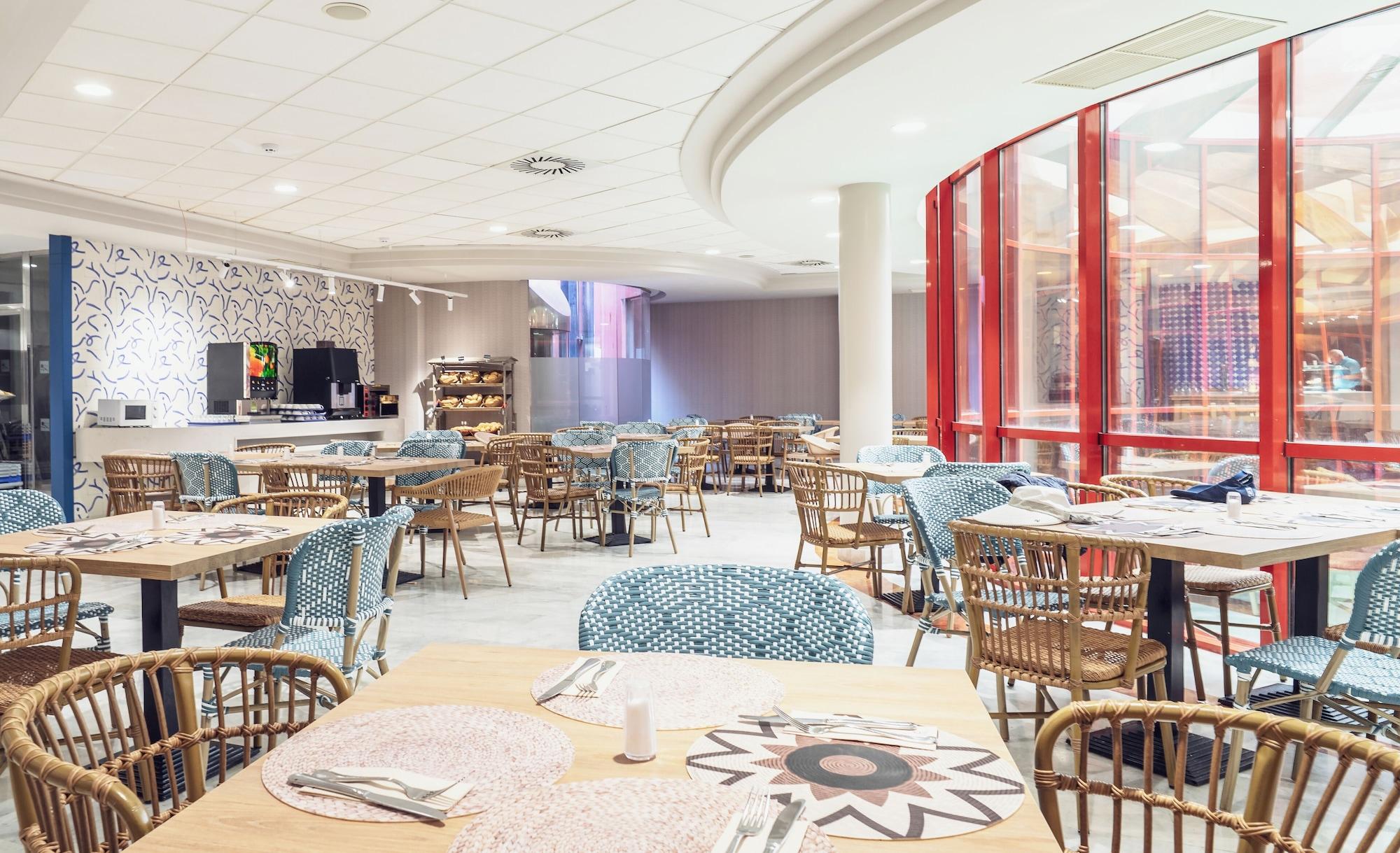 Restaurant Holiday World VILLAGE Hotel