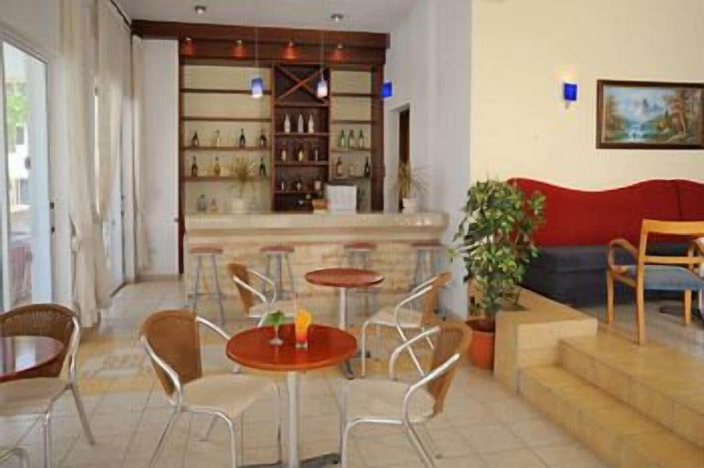 Bar/Salón Petrosana Hotel Apartments