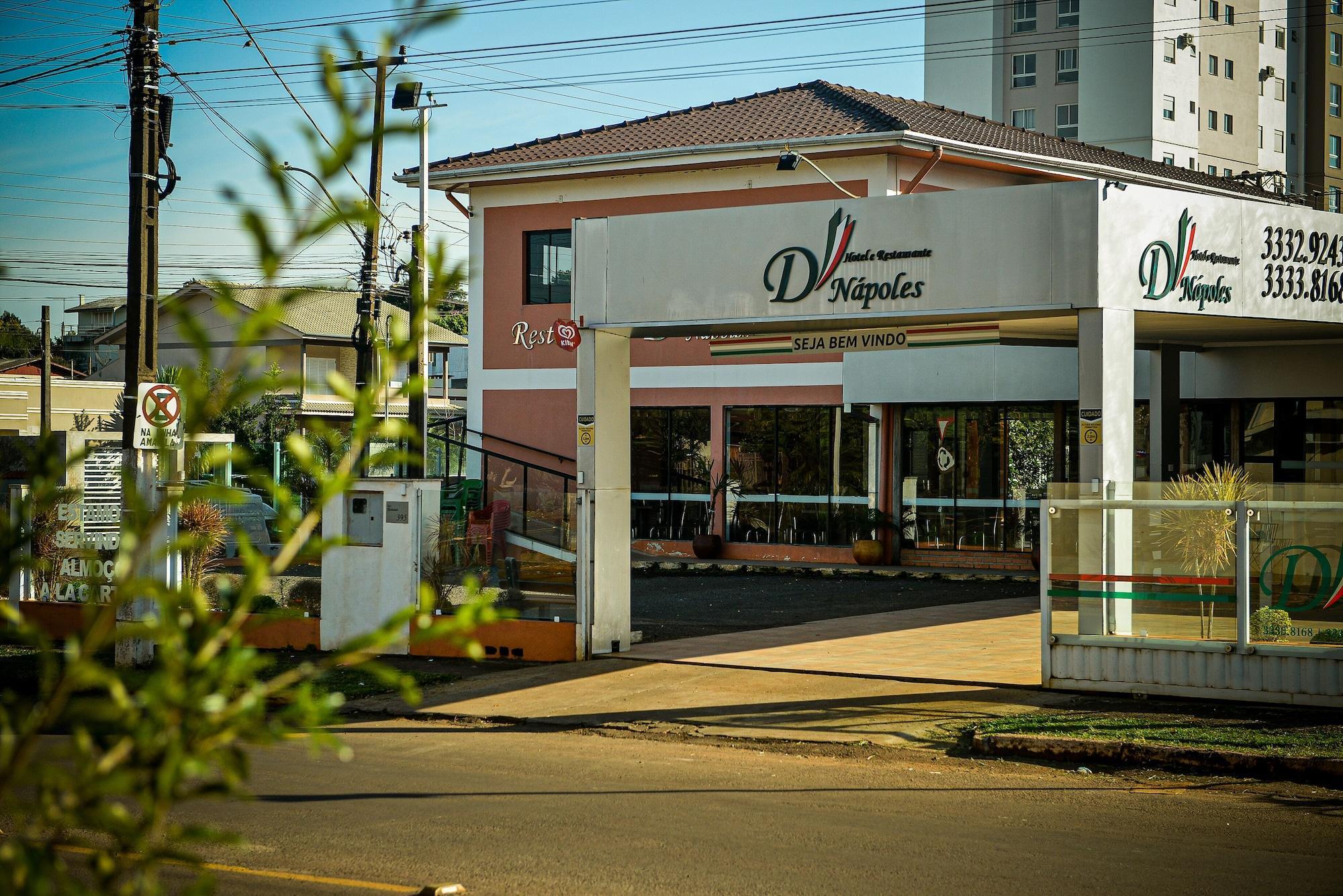 Vista Exterior Hotel D'Napoles