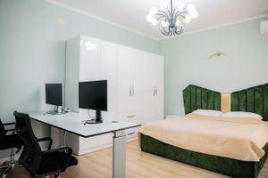 Alquiler Vacacional - KingBed/Workspace/FastWiFi/Balcony/FreeParking