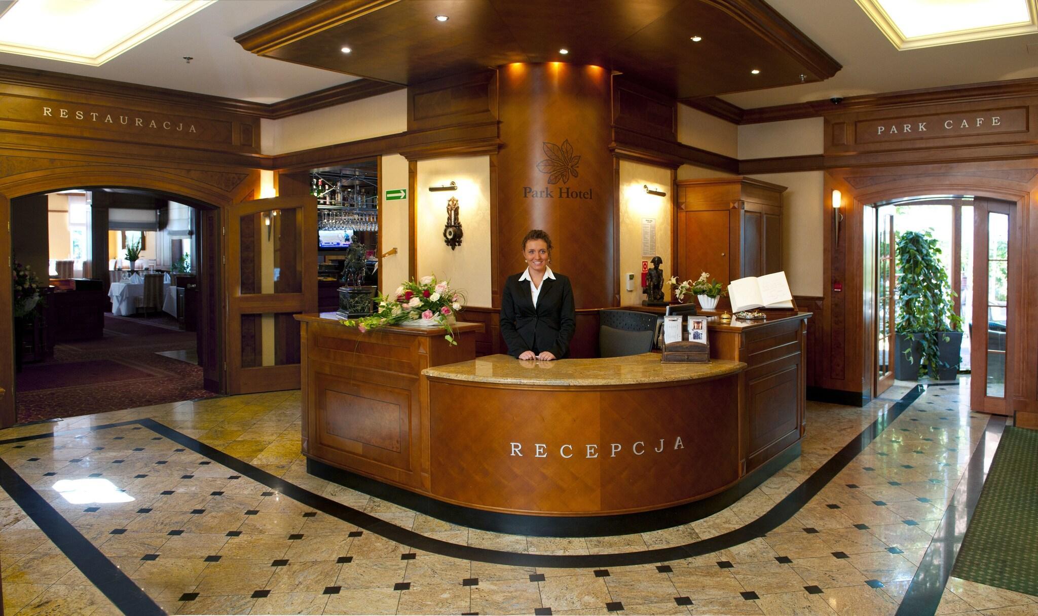 Vista Lobby Park Hotel