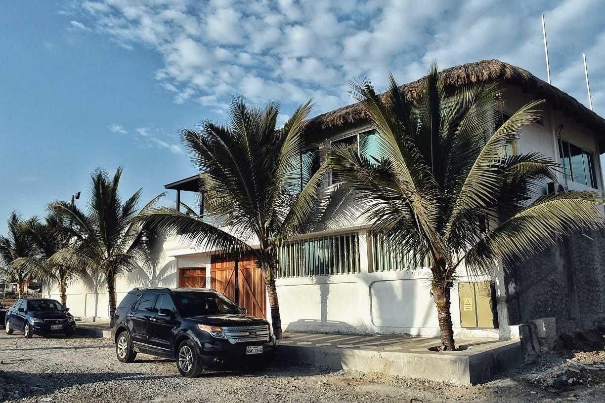 Vista Exterior Hosteria Paraiso Engabao