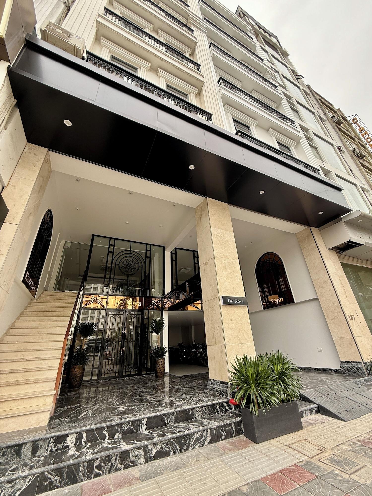 Vista Exterior The Nova Hotel & Apartment