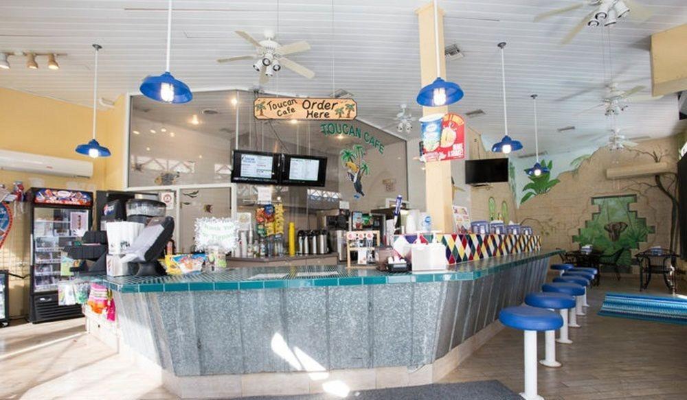 Restaurant Tropical Palms Resort & Campground