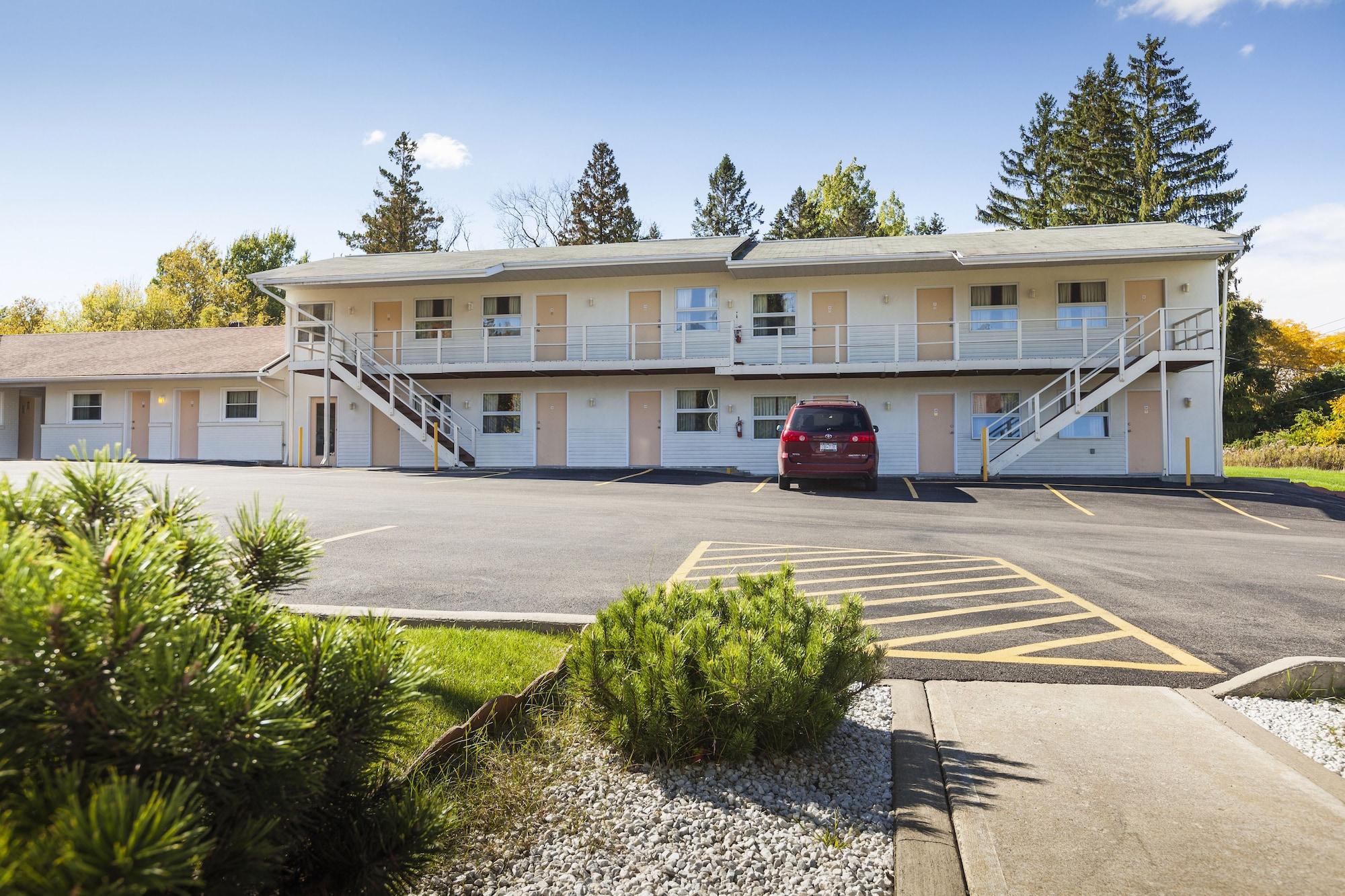 Vista Exterior The Springwater Inn