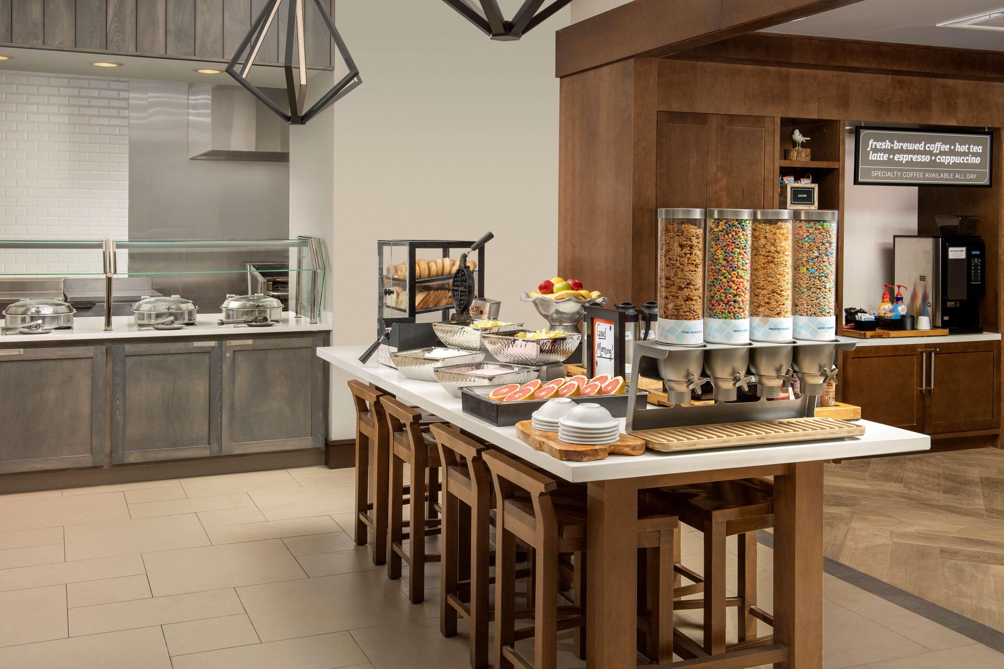 Restaurant Hilton Garden Inn Charlotte Airport