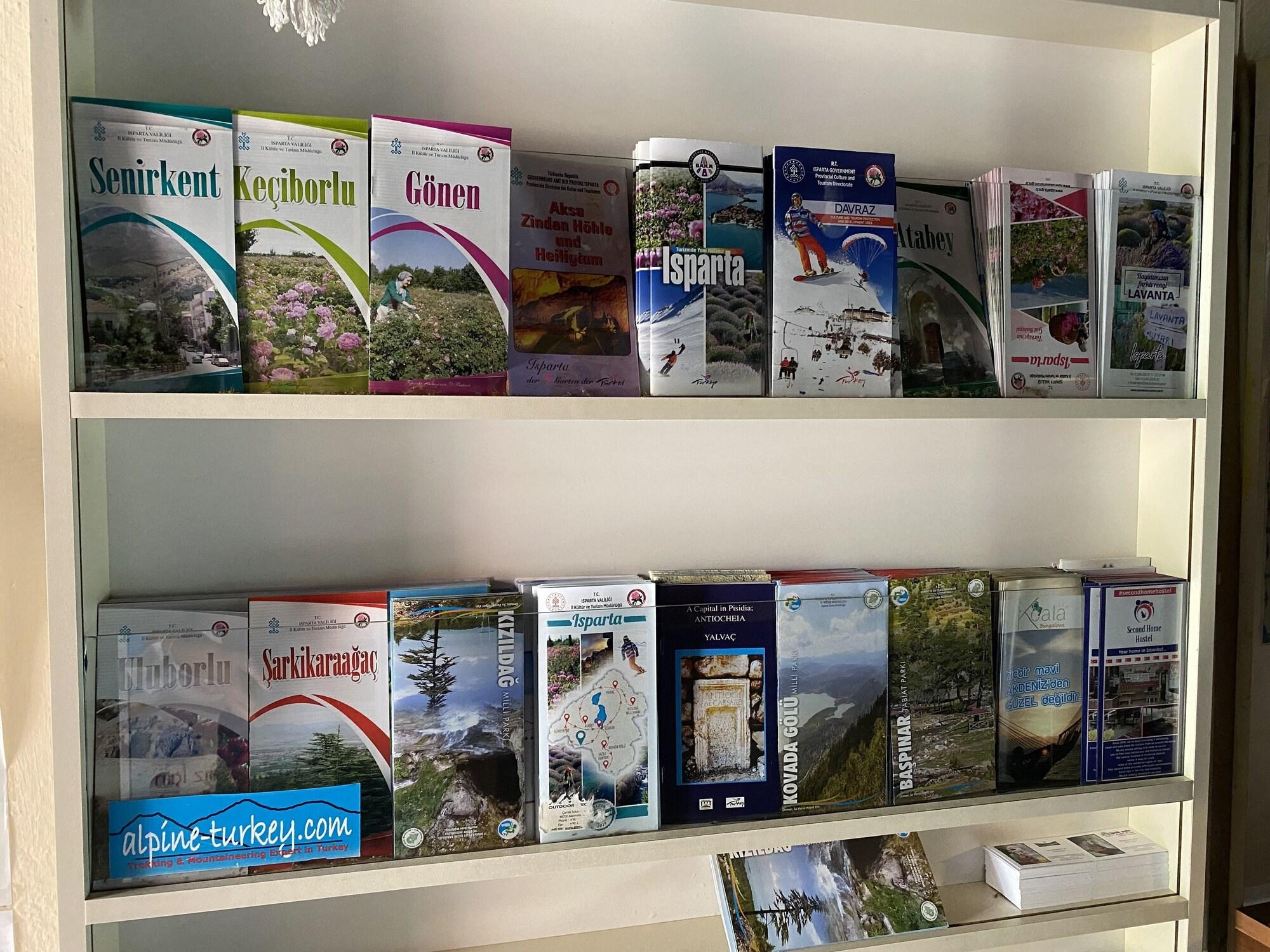 Vista Lobby Lale Hotel