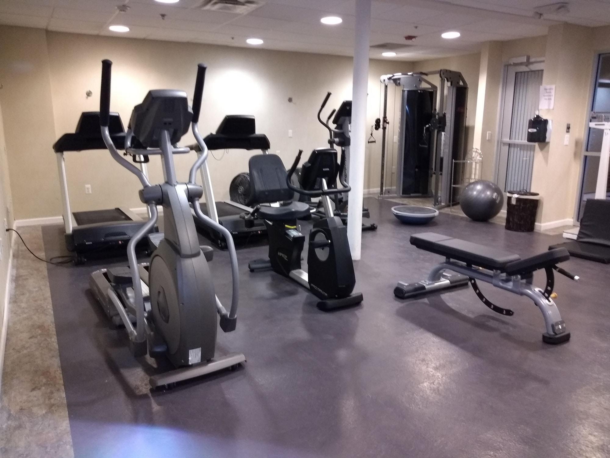 Gimnasio Holiday Inn Express Hotel & Suites Waterford by IHG