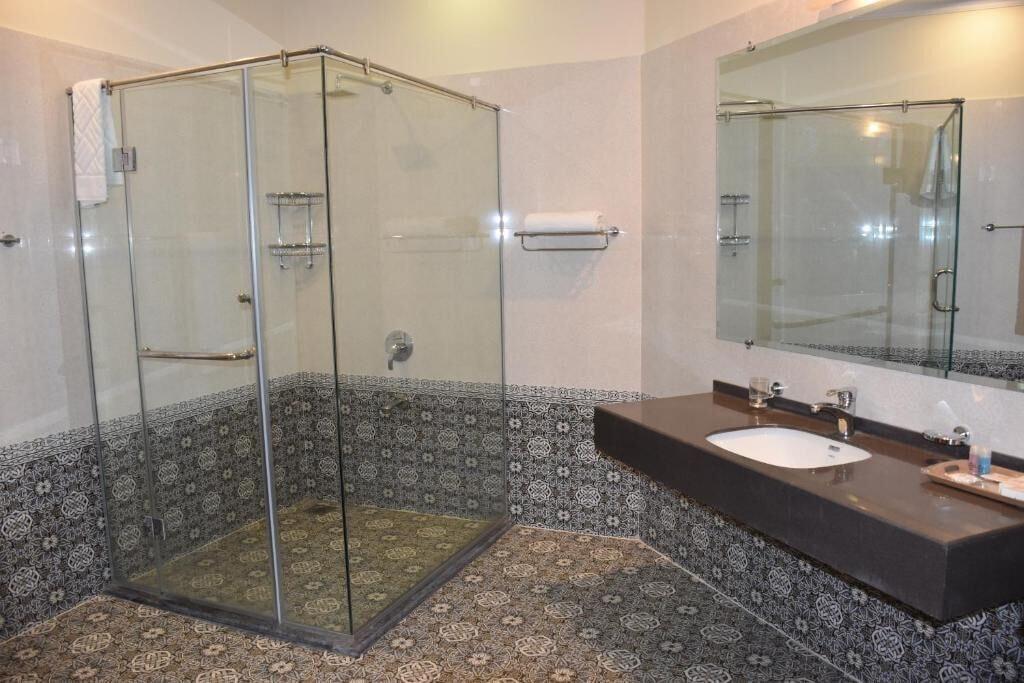 Equipamiento de Habitación Hotel de Raj Sialkot