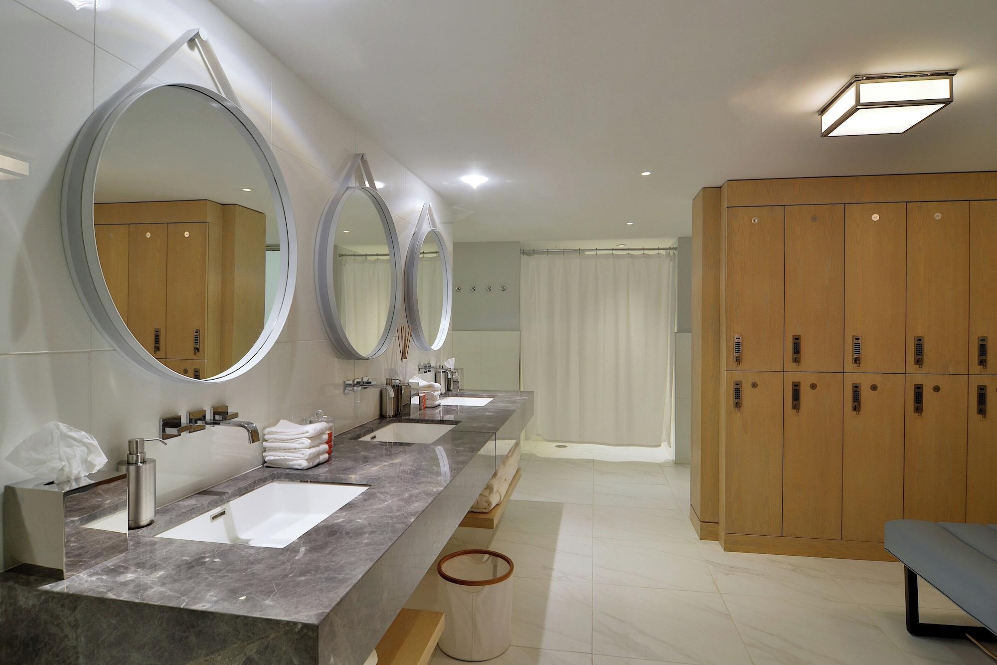 Spa Loews Regency New York Hotel