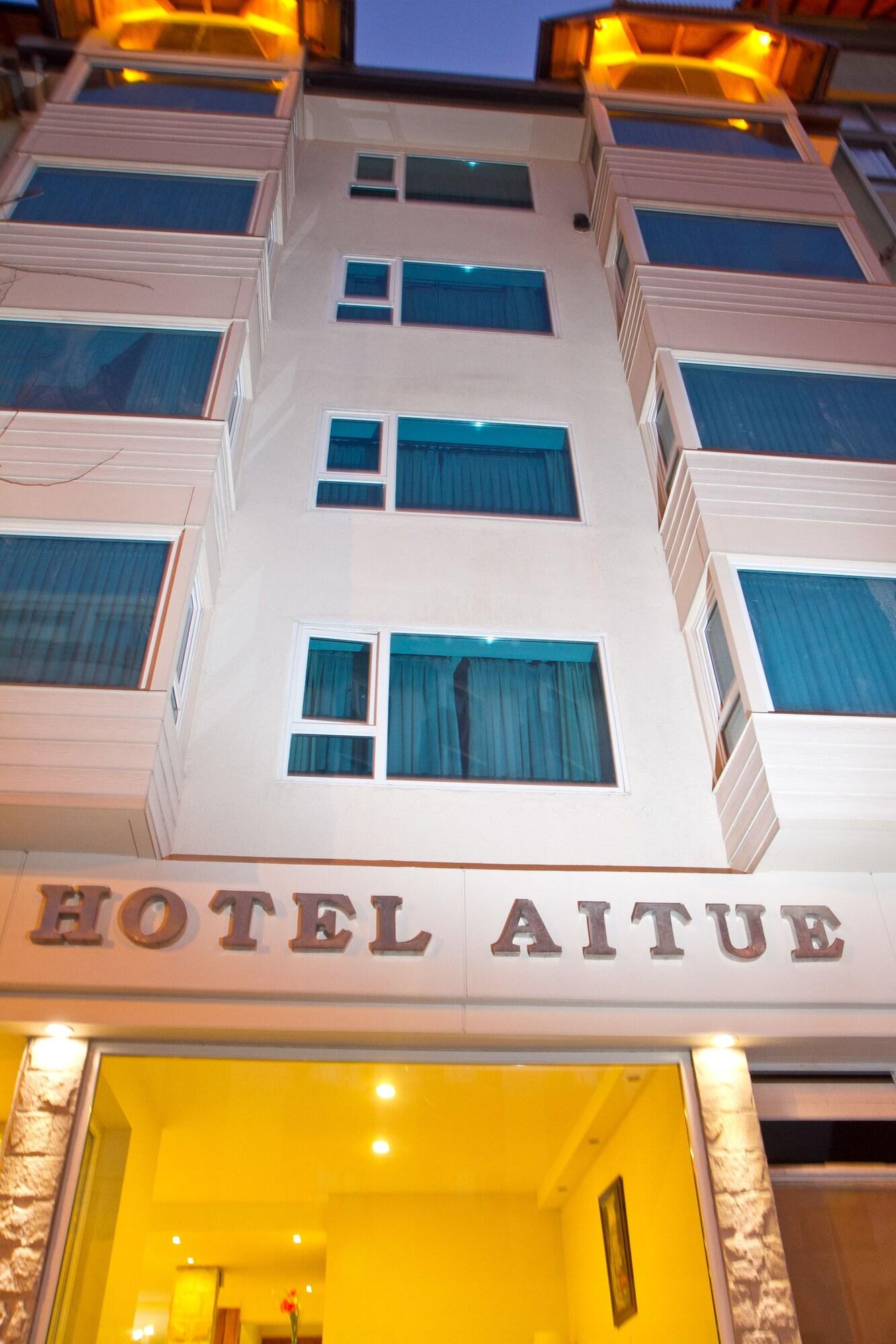 Vista Exterior Hotel Aitue