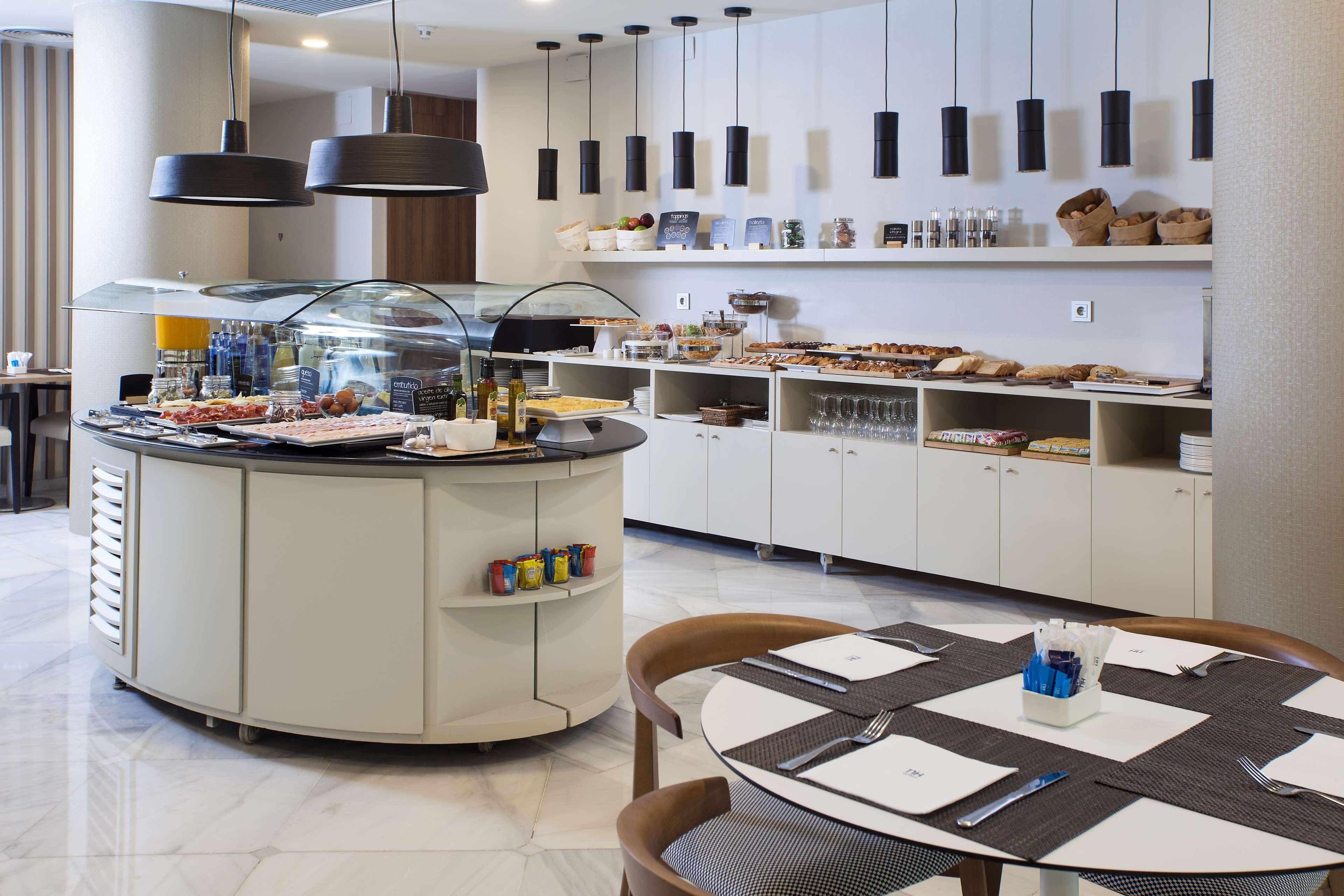 Restaurant NH Madrid Barajas Airport