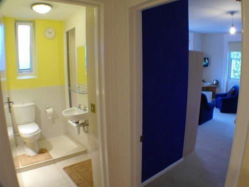 Equipamiento de Habitación Castle Bar