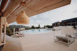 Alojamiento - Ba Den Hotel By Aken Soul