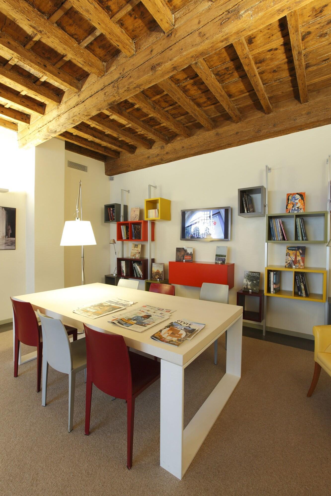 Vista Lobby Hotel Annunziata
