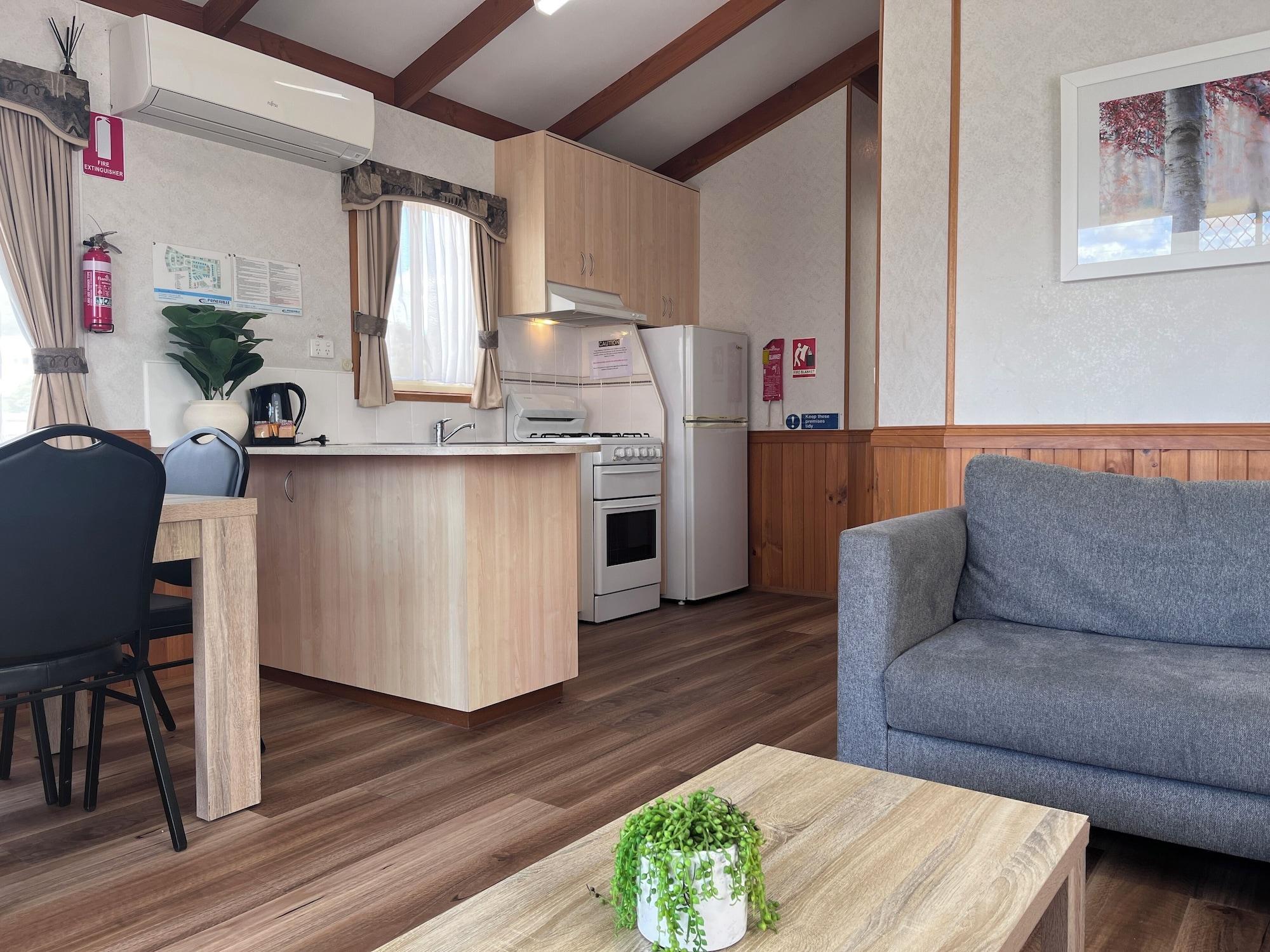 Equipamiento de Habitación Paynesville Holiday Park