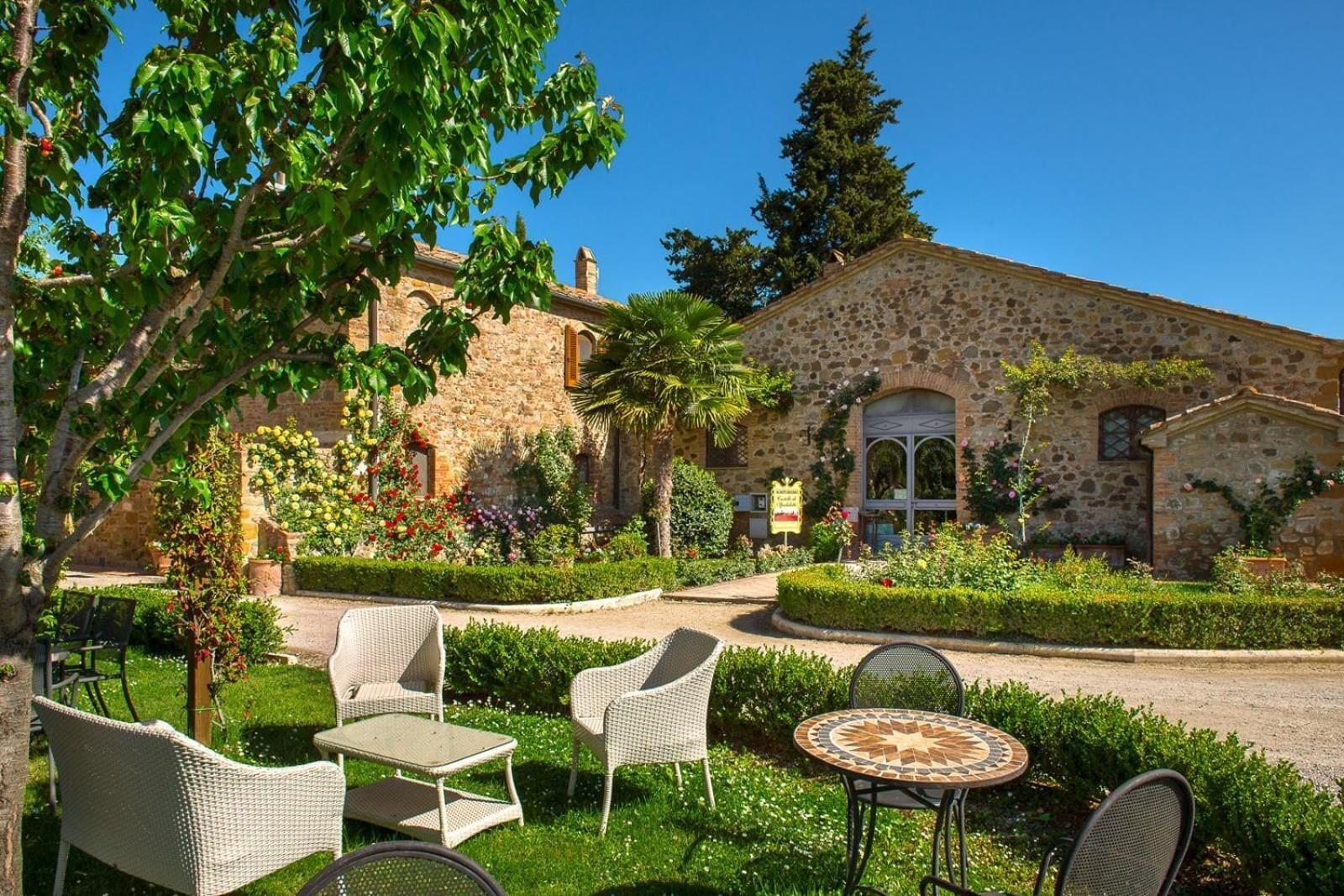Comodidades del Alojamiento Castello di Spedaletto