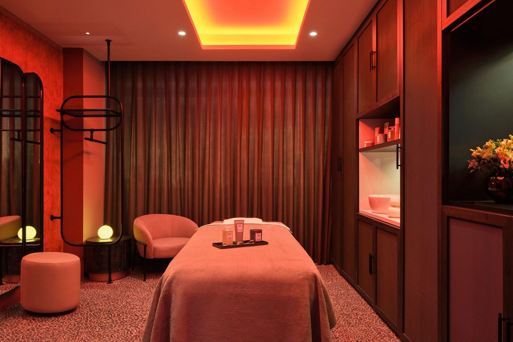 Spa W Edinburgh