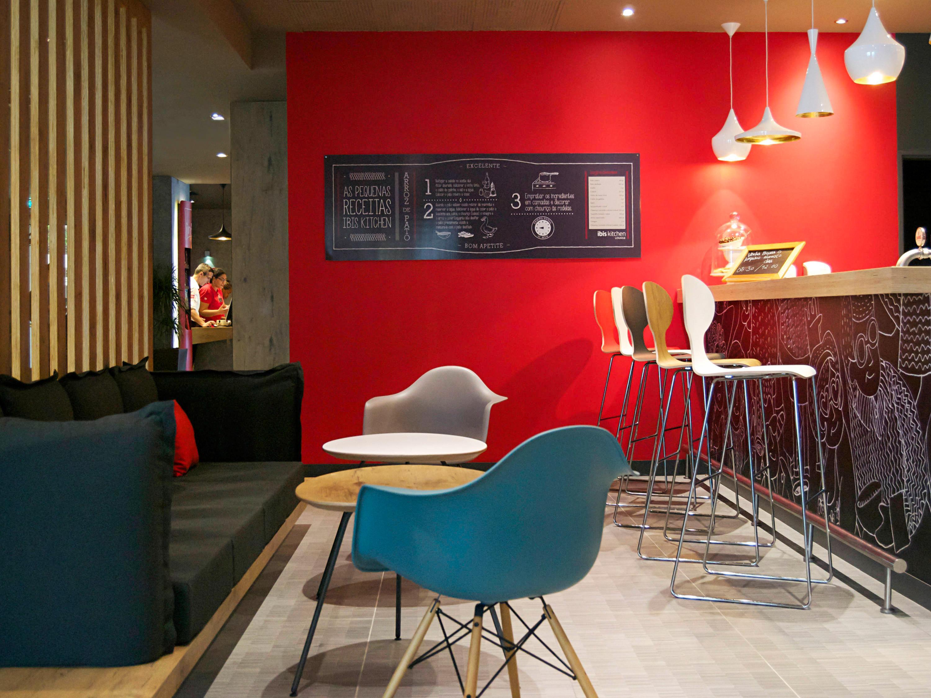 Bar/Salón ibis Lisboa Centro Saldanha