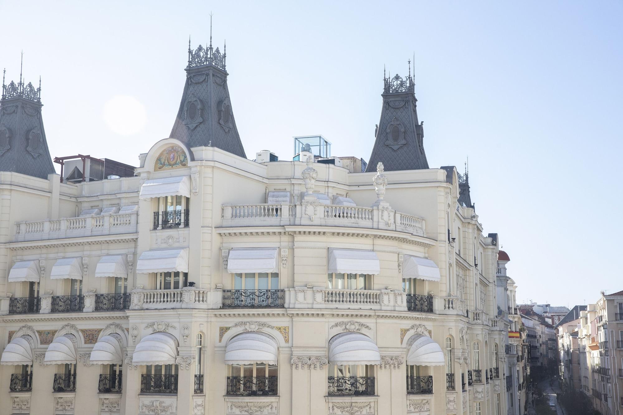 Equipamiento de Habitación I Host You