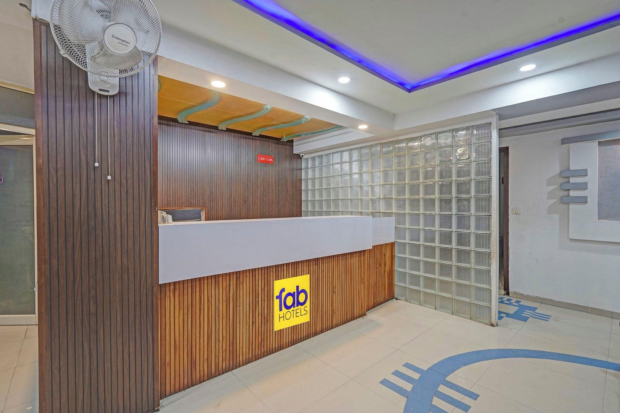 Vista Lobby Fabhotel Liberty