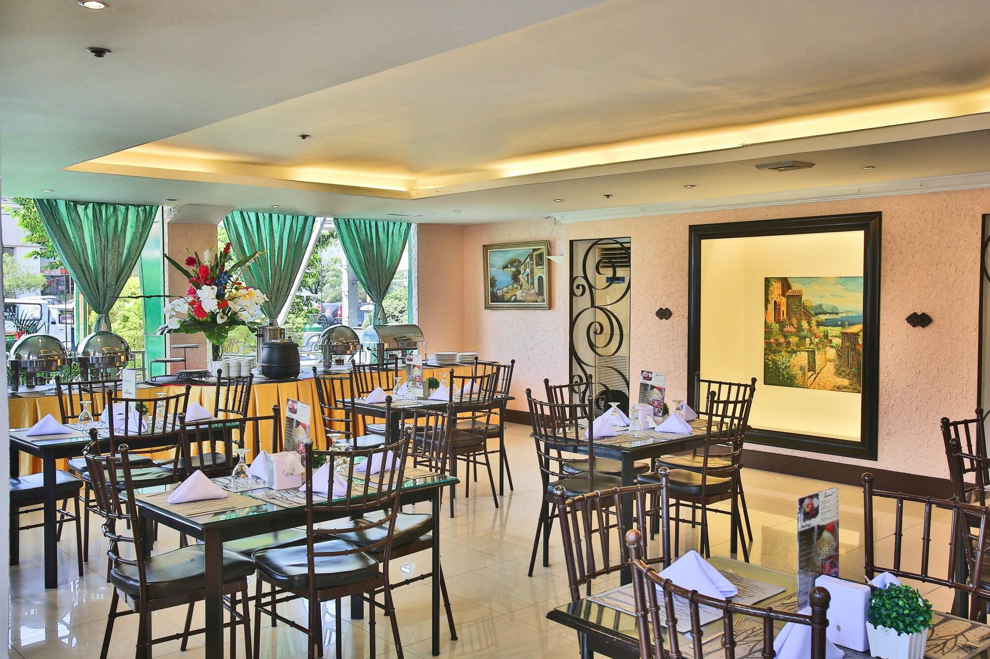 Restaurant Eurotel Las Pinas