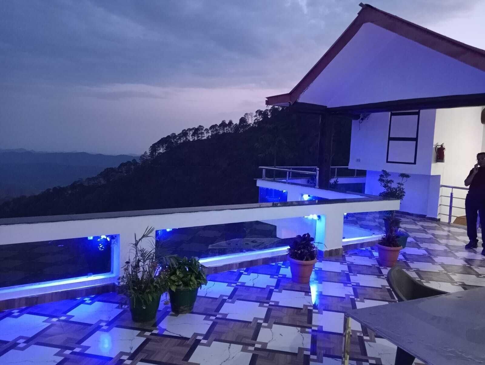 Equipamiento de Habitación Green Palms Rubystone Exotic