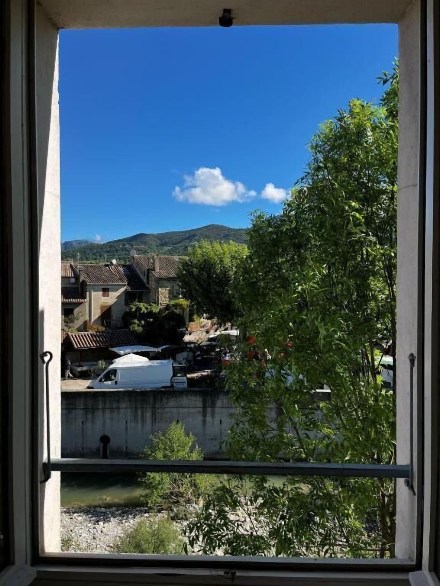 Comodidades del Alojamiento Oustal de Bourdeaux