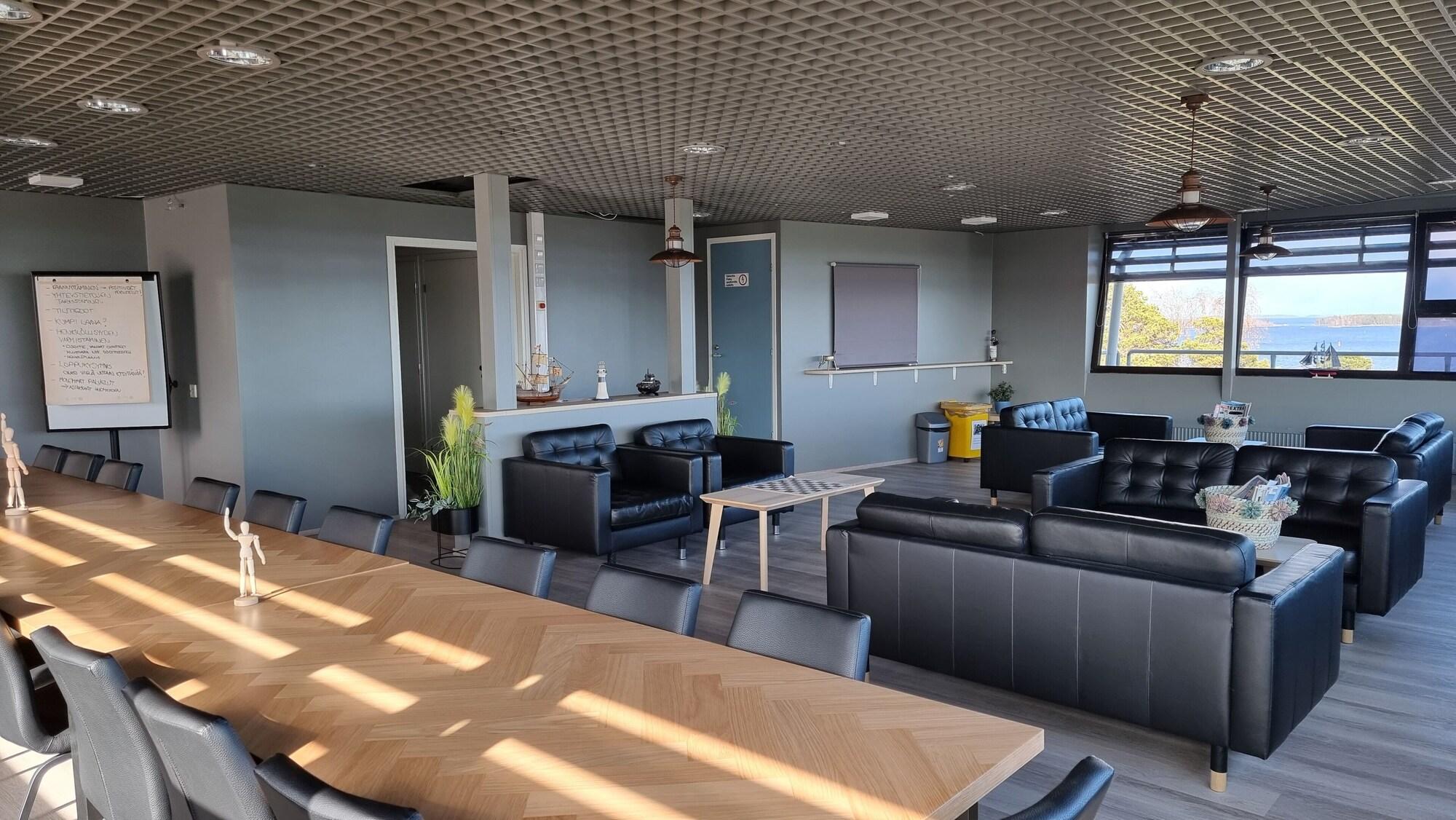 Sala de Reuniones Gasthaus Vanha-Merivartioasema