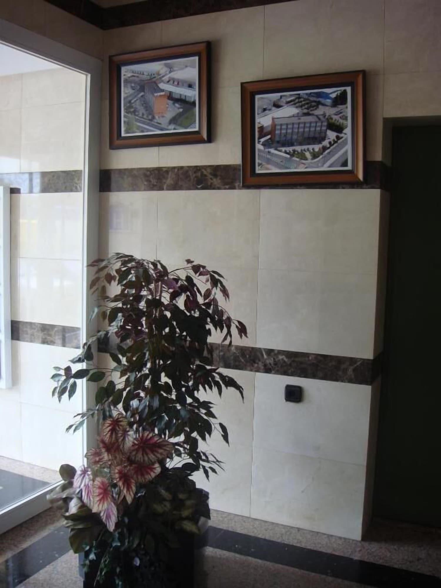 Vista Lobby Hostal Serpol