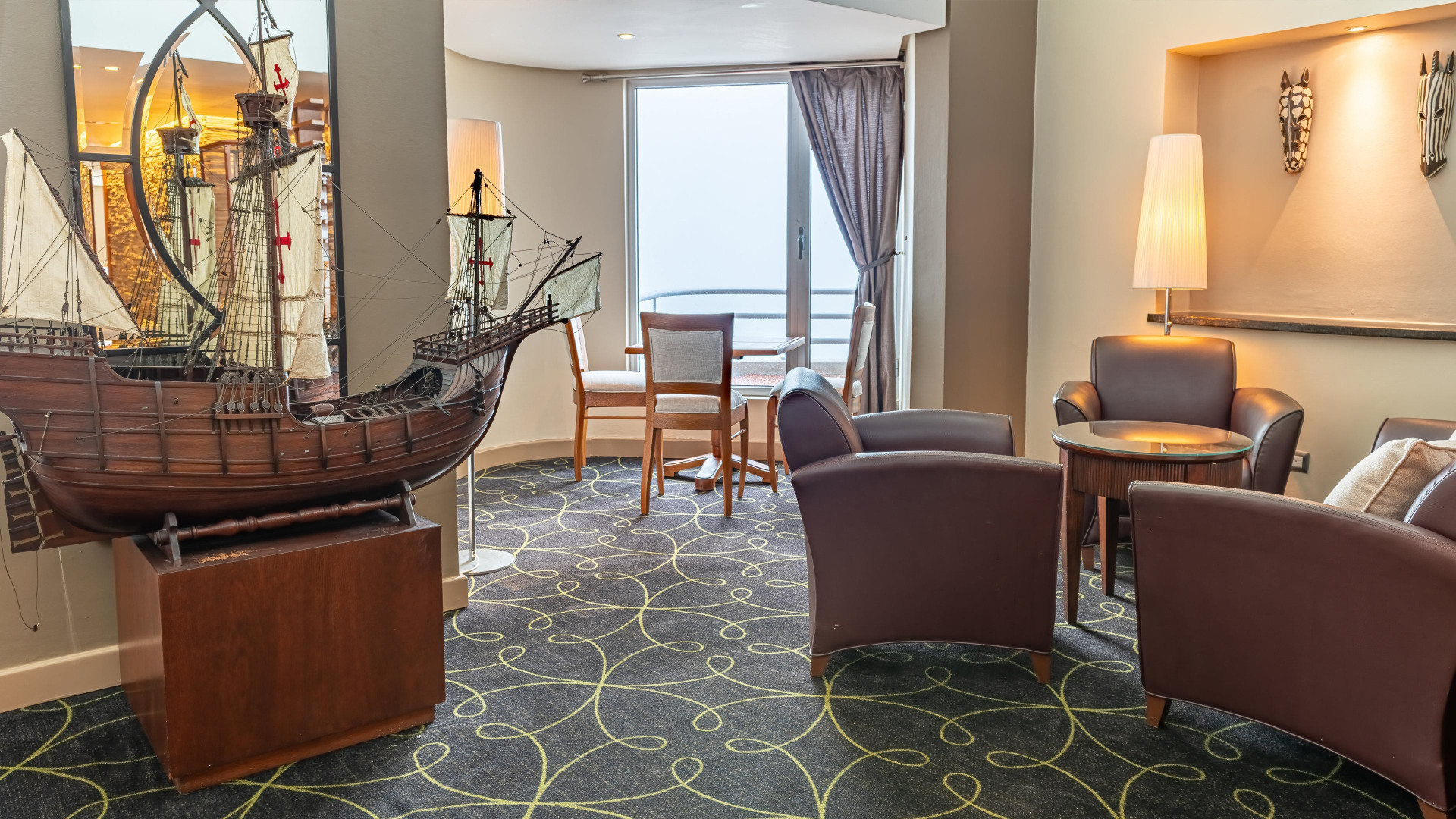 Vista Exterior Crowne Plaza Santo Domingo by IHG