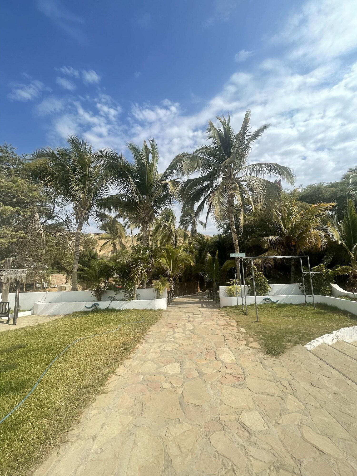 Vista Exterior Loki del Mar - Hostel