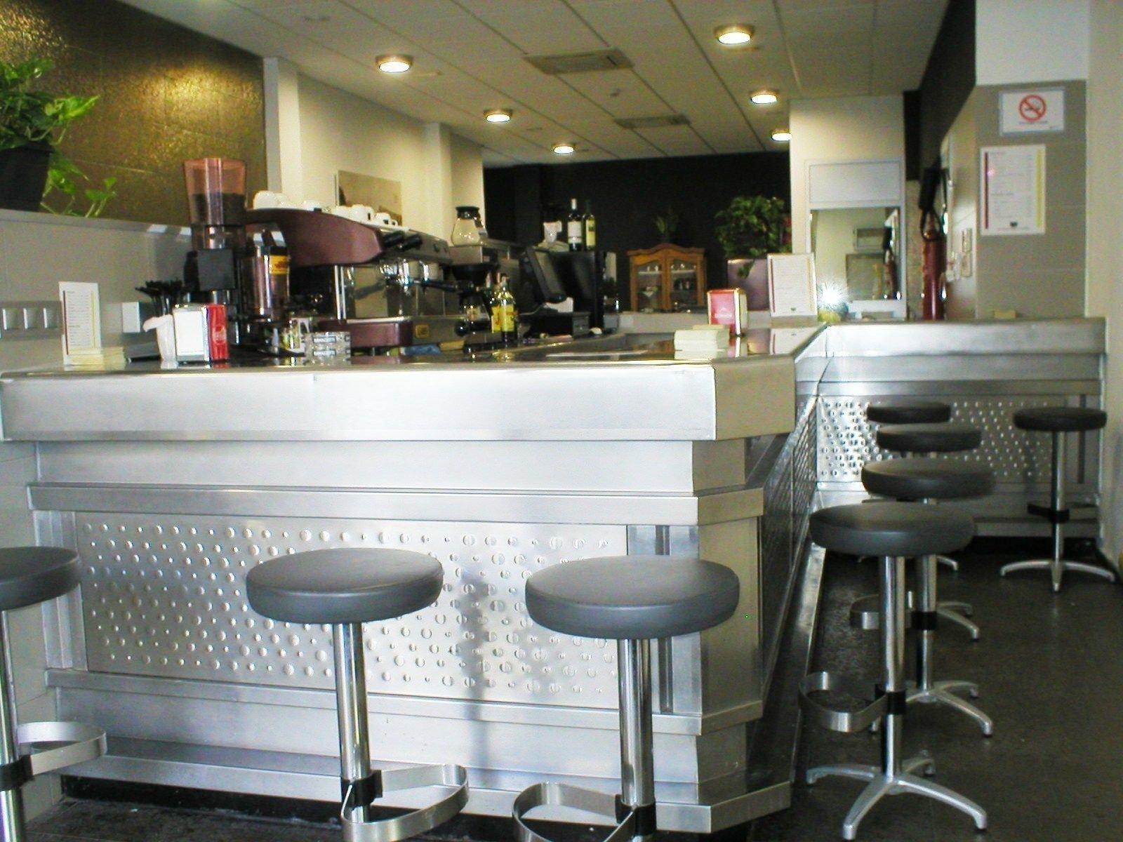 Bar/Salón La Colombina