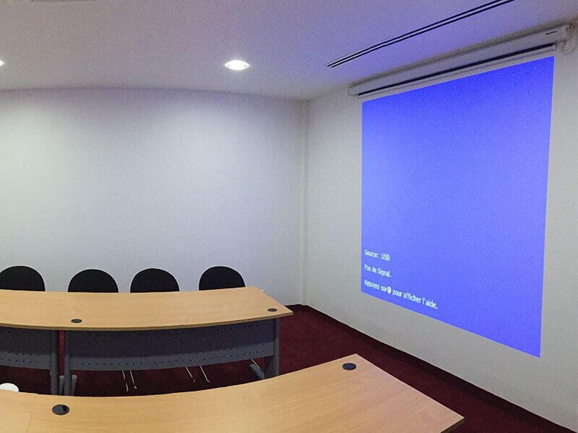 Sala de Reuniones Lalla Doudja - Sidi Yahia