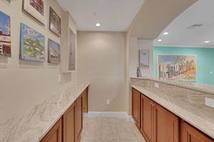Alquiler Vacacional - Key West Themed Lakefront Oasis with Liveaboard Sailboat!