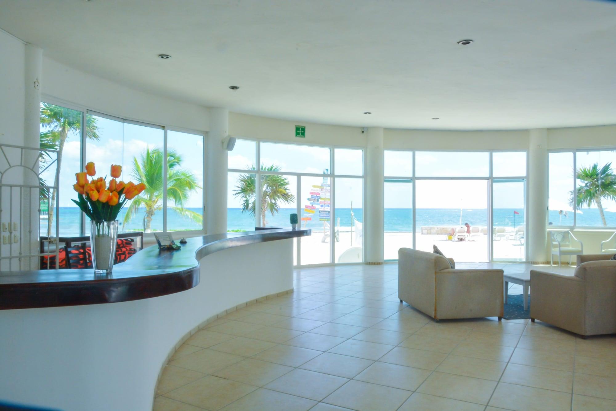 Vista Lobby Hotel Caleta Tankah