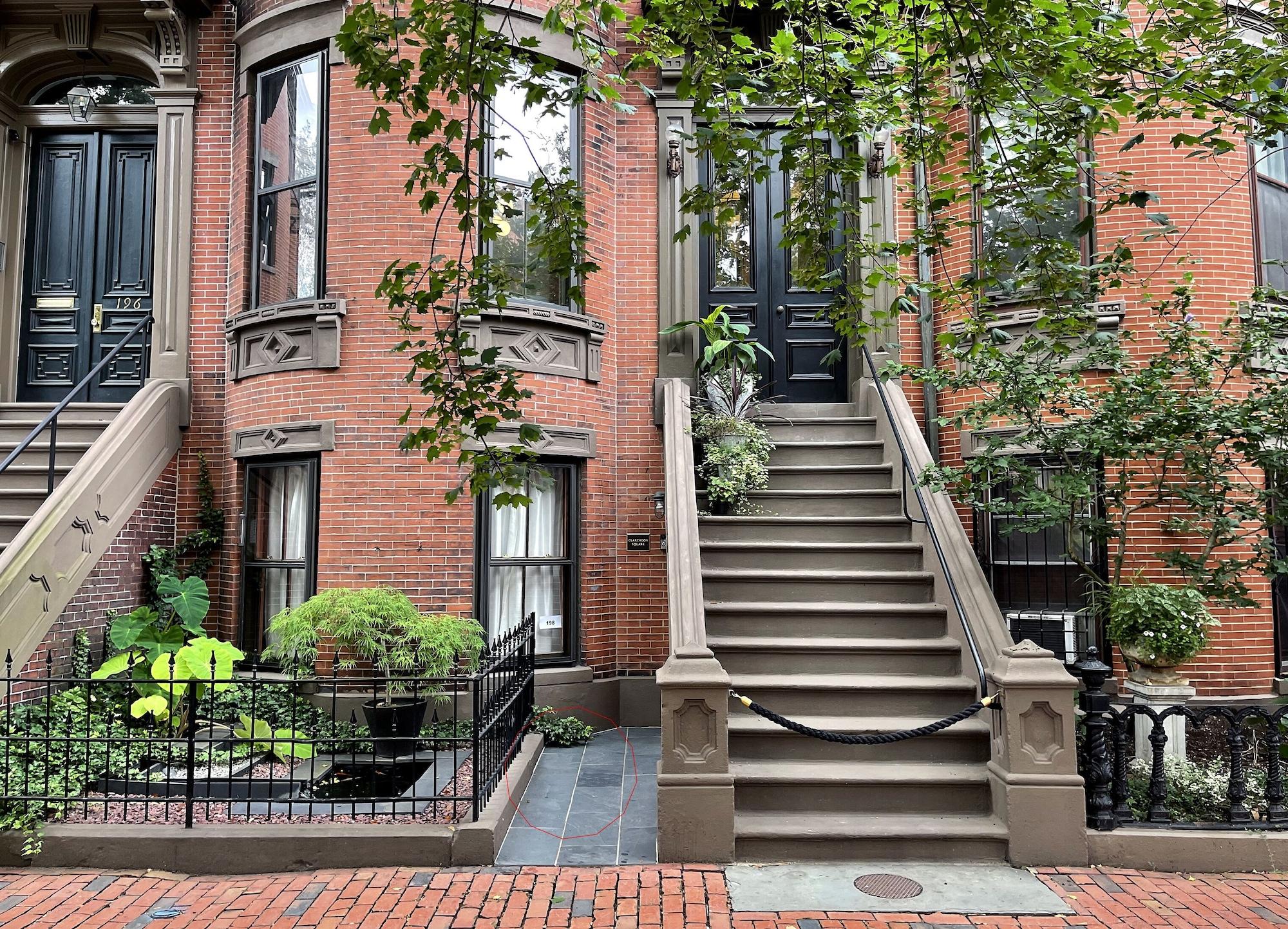 Vista Exterior Clarendon Square