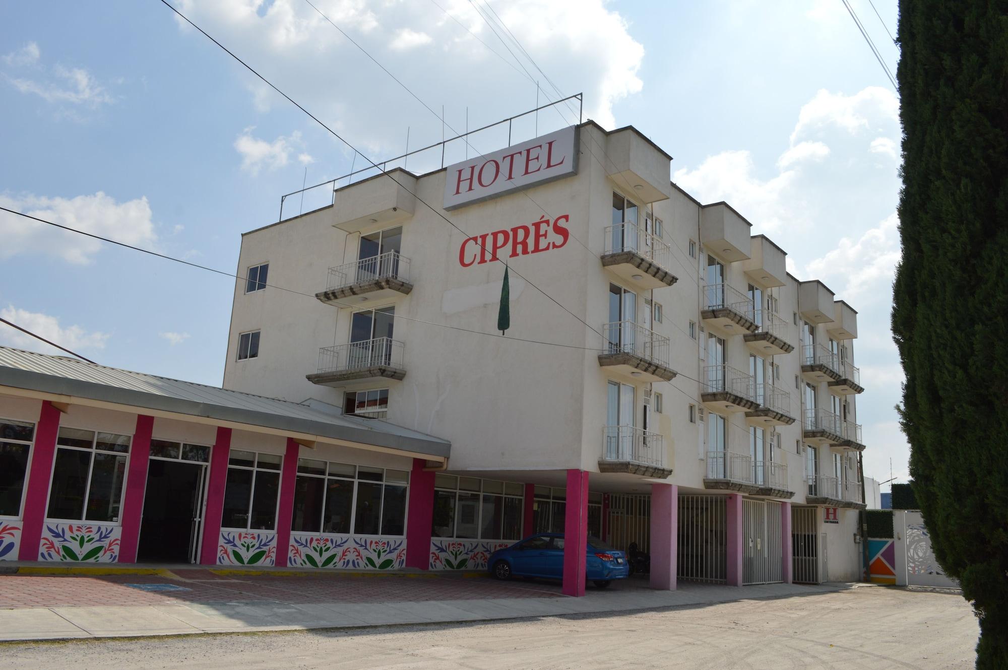 Varios Hotel Cipres