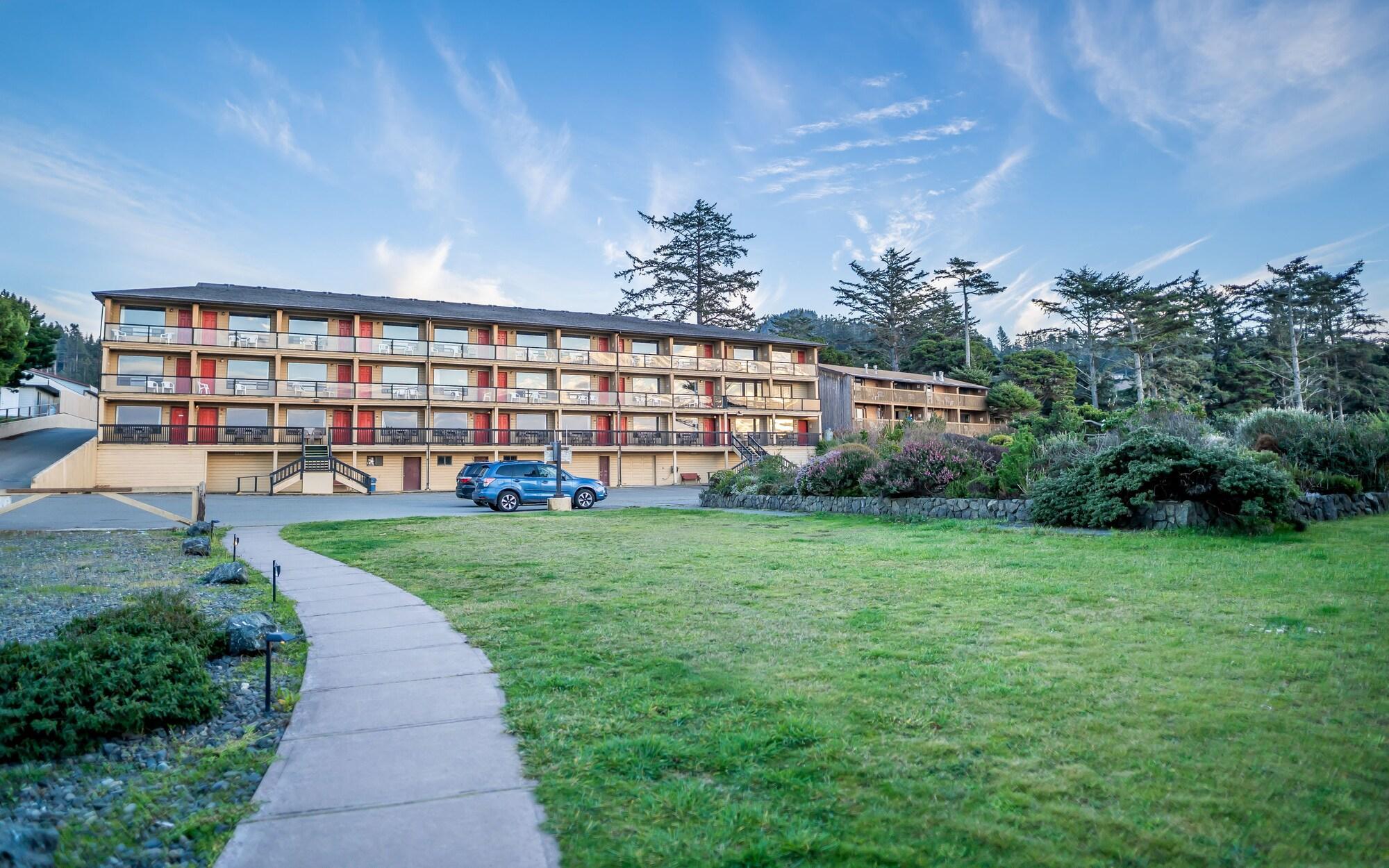 Vista Exterior Gold Beach Inn