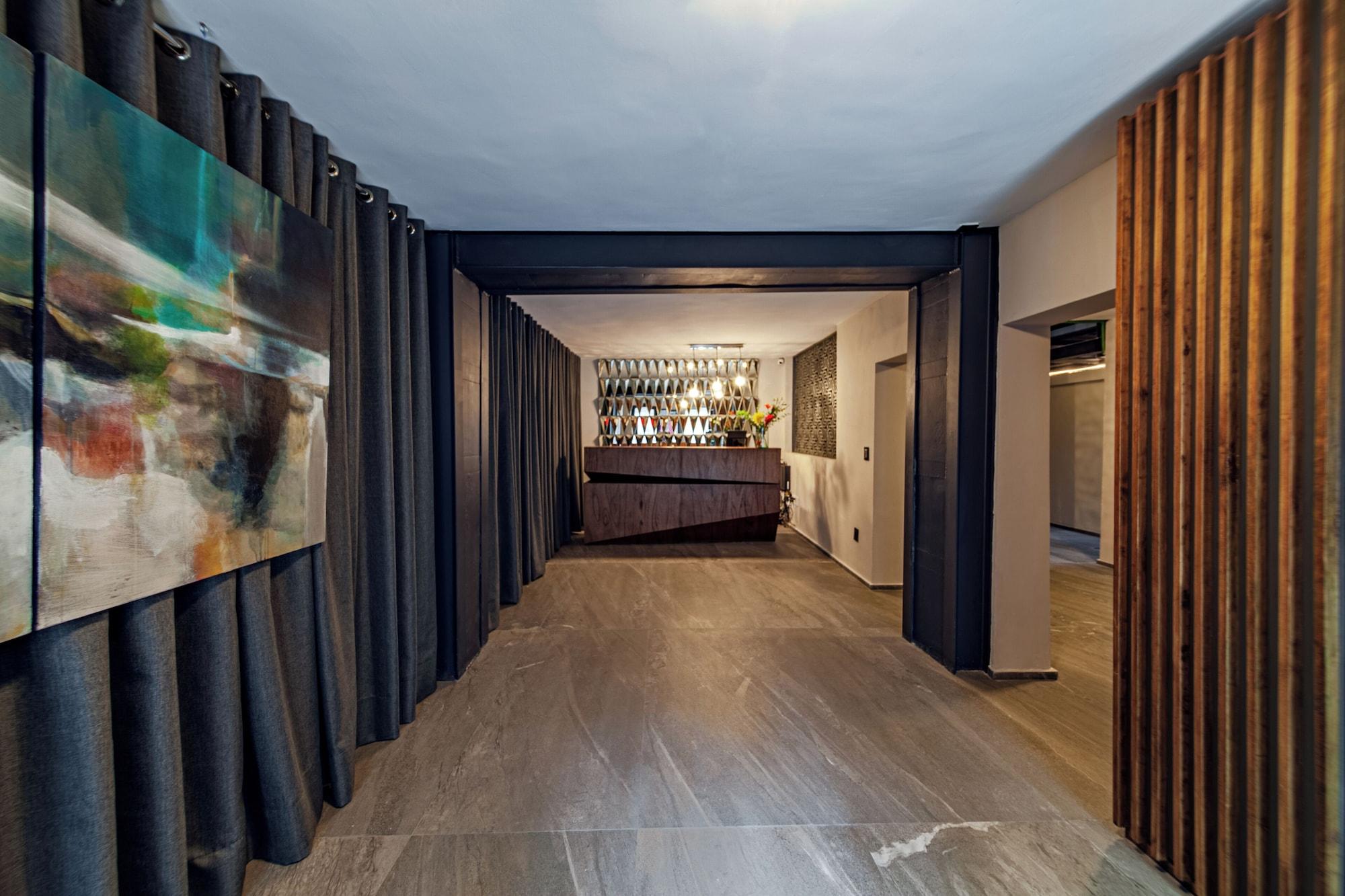 Varios CASA NOU