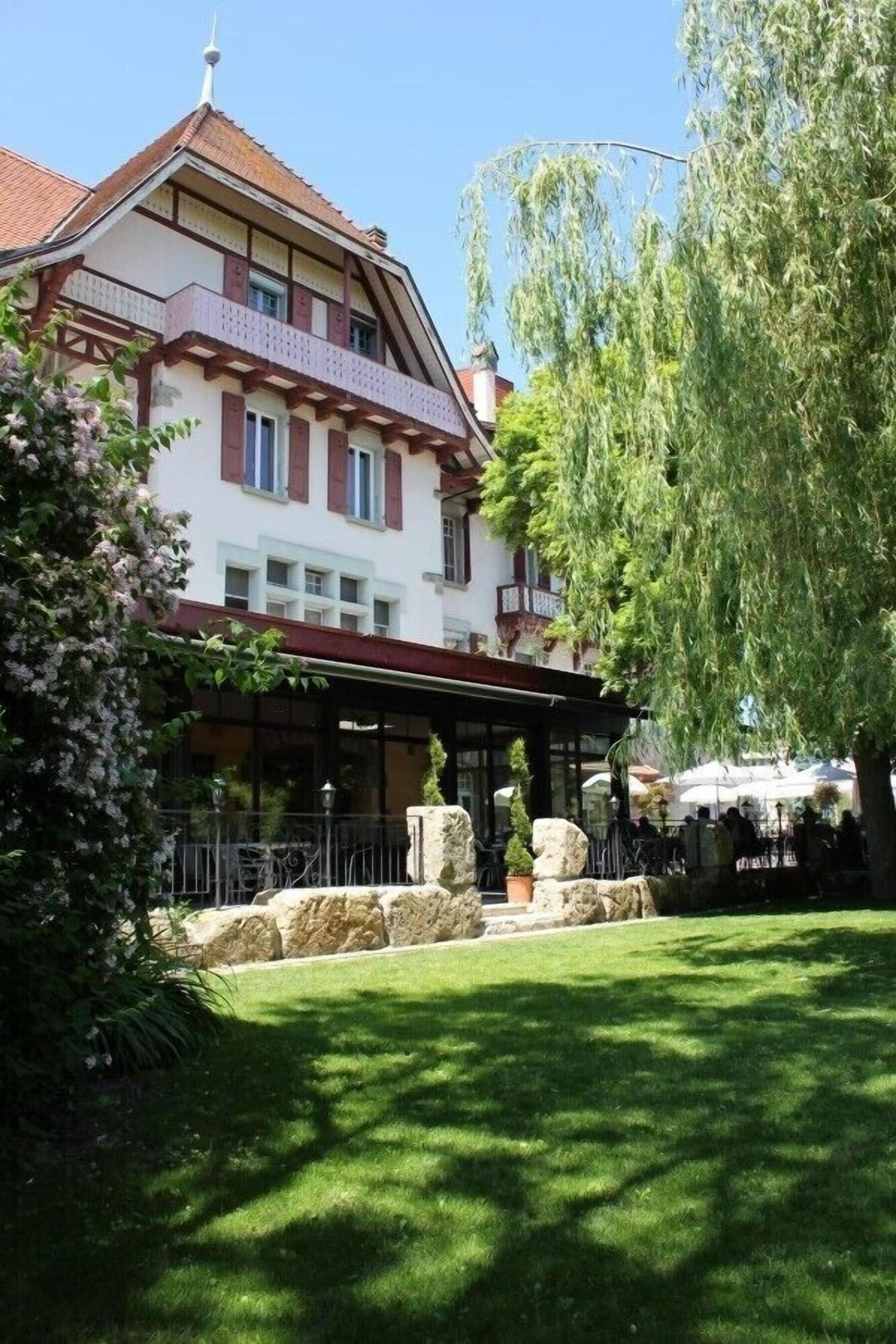 Varios Hotel Restaurant L'Acacia