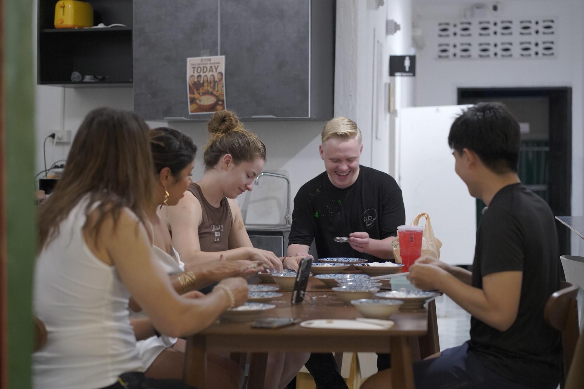 Equipamiento de Habitación Comfort Hostel Phuket Old Town by MaTong