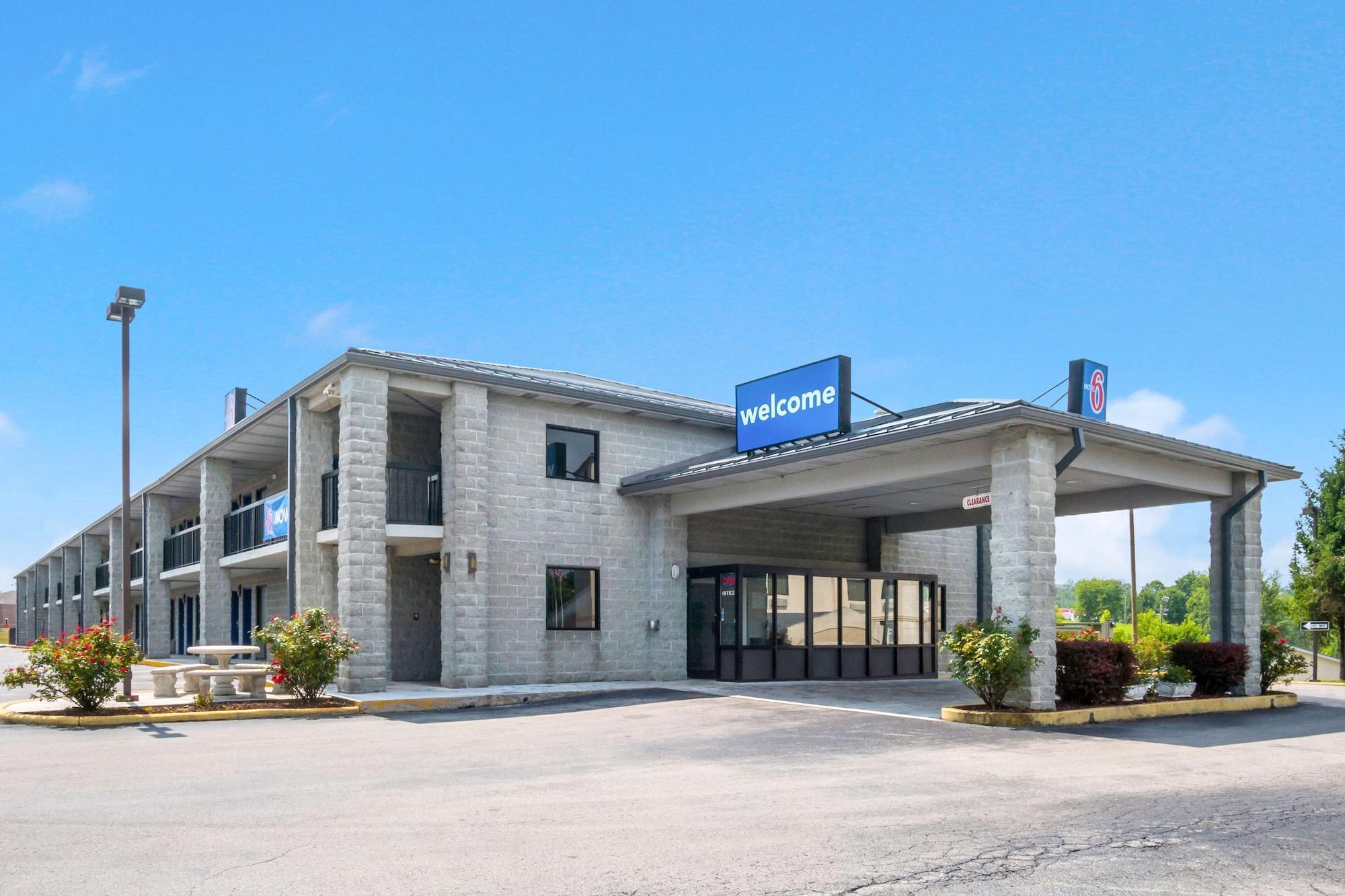 Varios Motel 6 London, KY