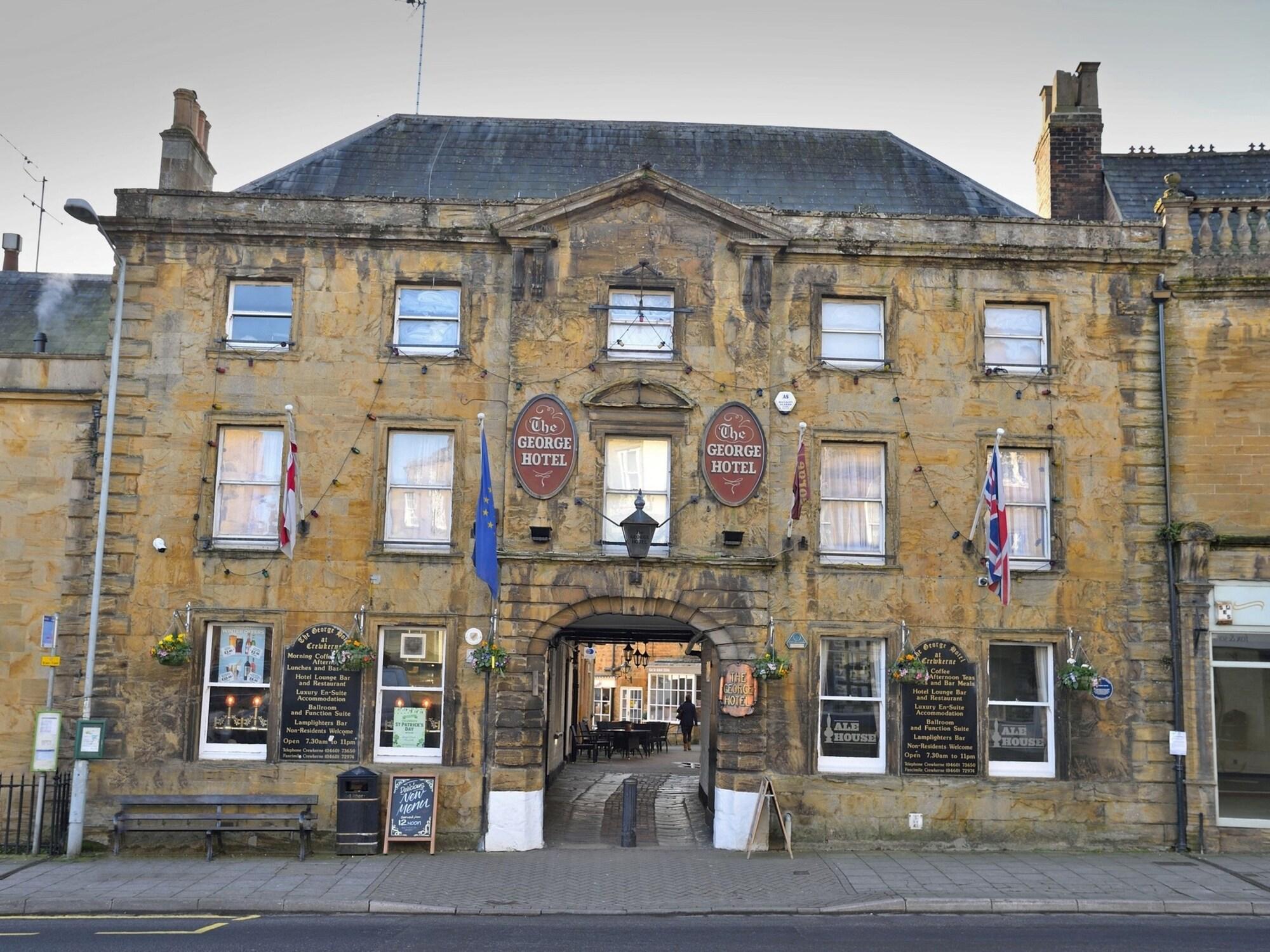 Varios The George Hotel, Crewkerne