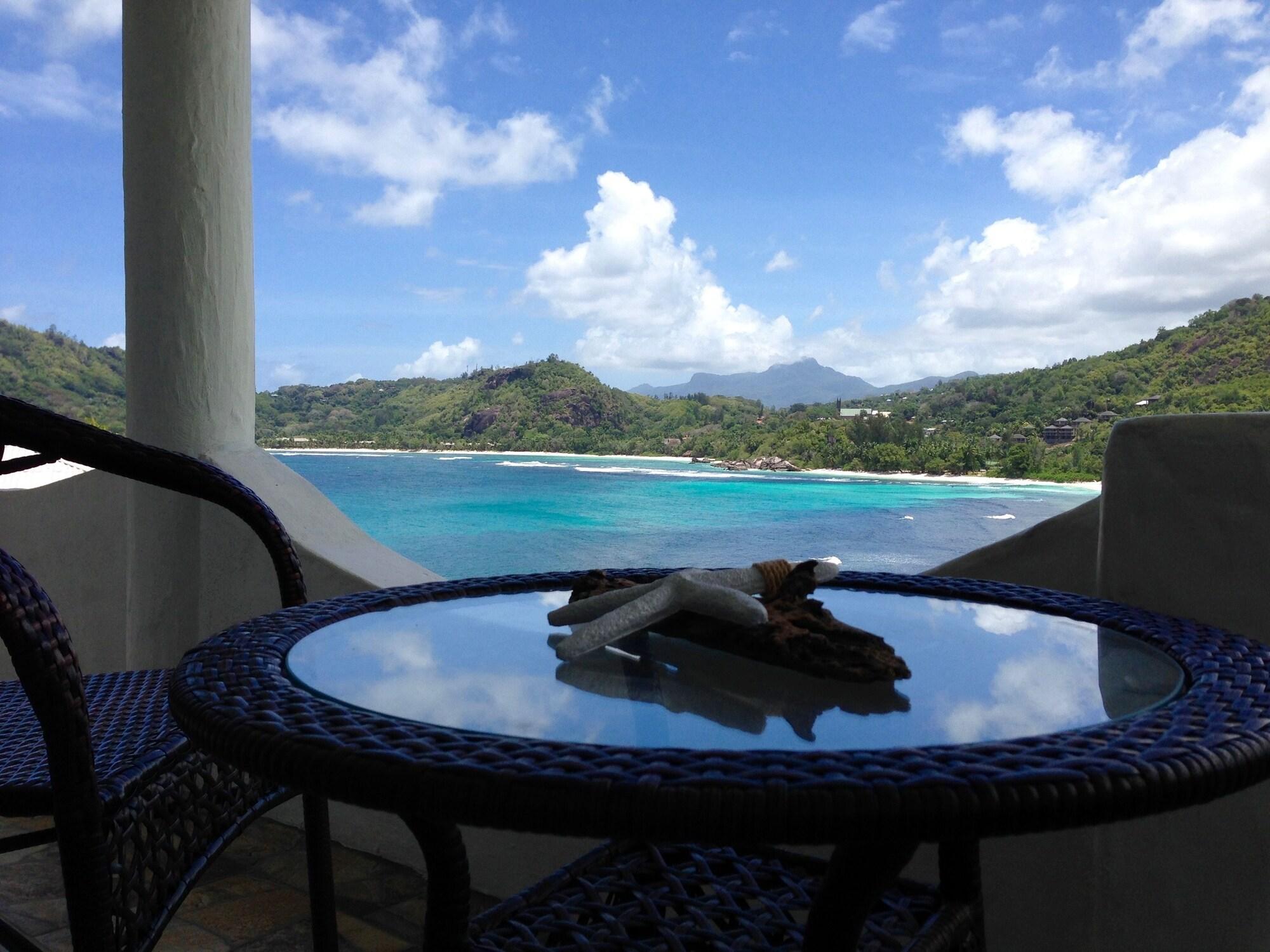Varios Lazare Picault Hotel